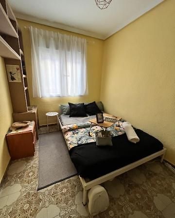 Gemuetliches Zimmer "Gold" Fuer 2 Personen Und Katzenliebhaber Valenza Esterno foto