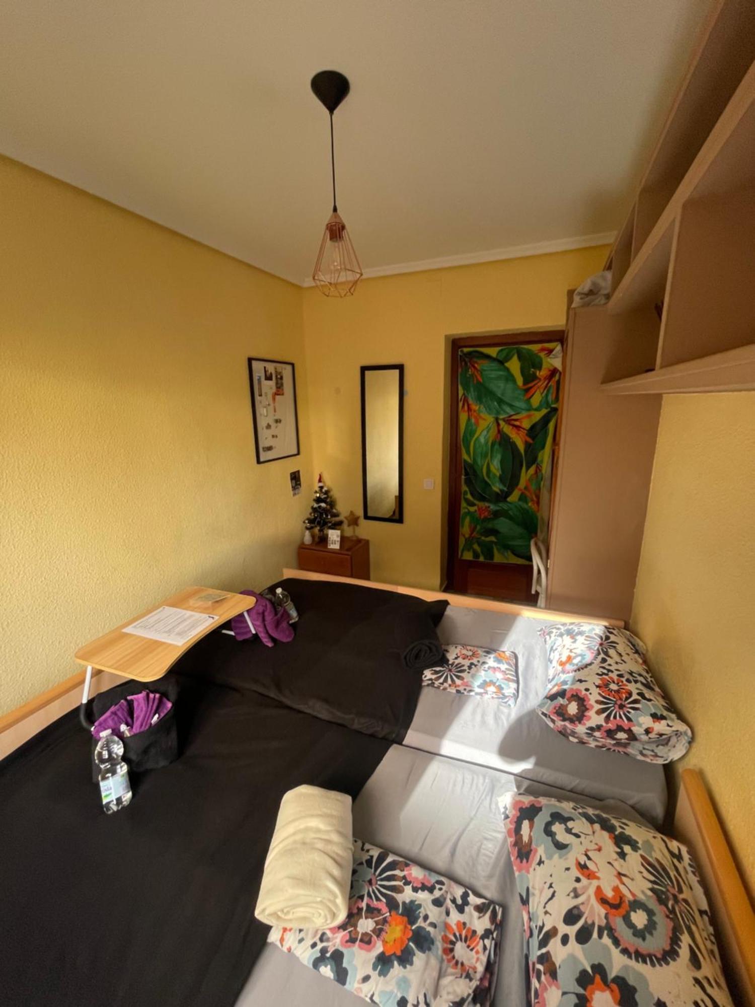 Gemuetliches Zimmer "Gold" Fuer 2 Personen Und Katzenliebhaber Valenza Esterno foto